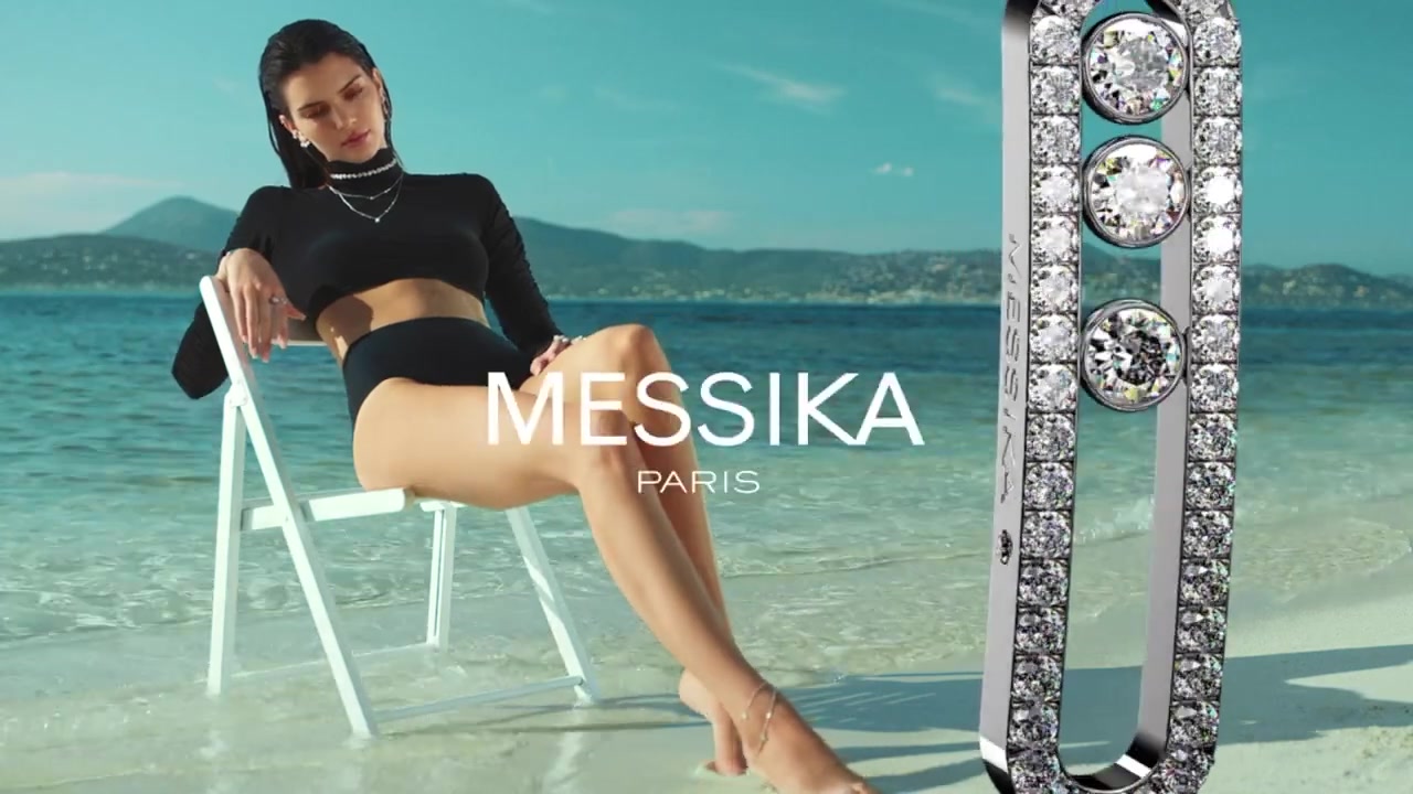 Kendall_Jenner_-_Move_Classic_Collection_5Bd5CKPGcYOrc5D_359.jpg