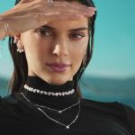 Kendall_Jenner_-_Move_Classic_Collection_5Bd5CKPGcYOrc5D_130.jpg