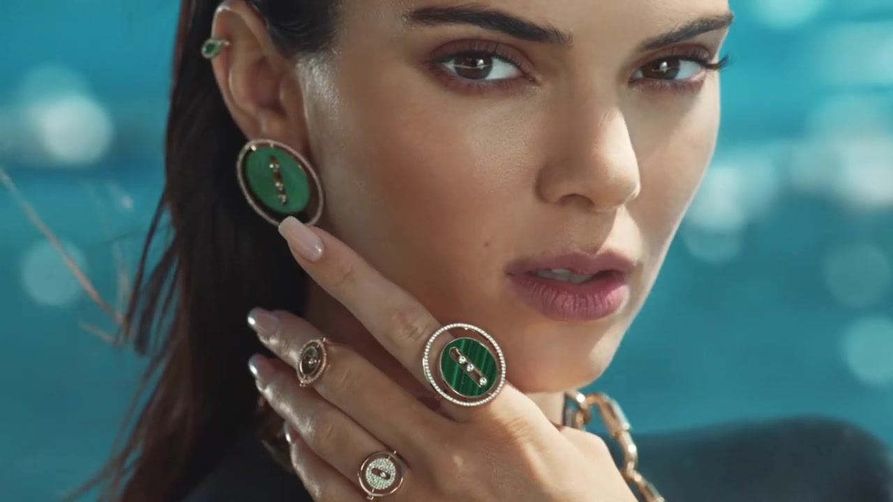 Kendall_Jenner_-_Lucky_Move_Collection_5BrXSvacGwsT45D_172.jpg