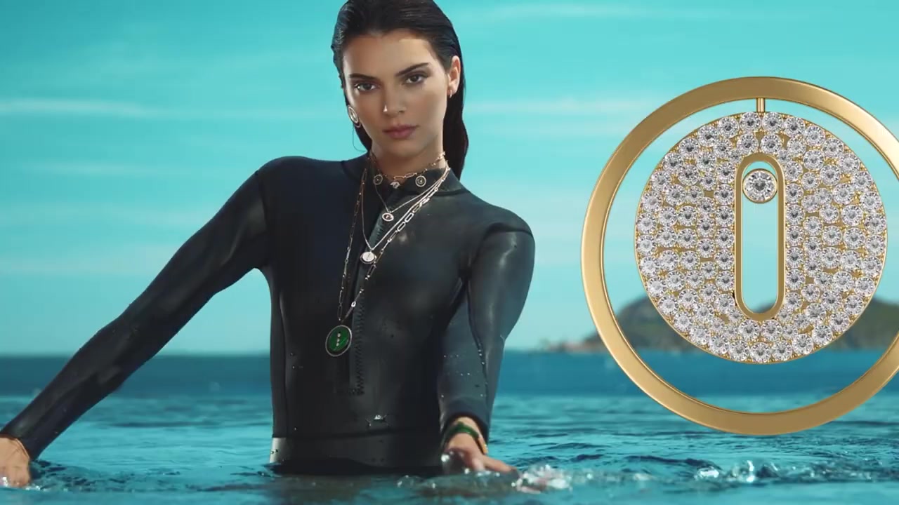 Kendall_Jenner_-_Lucky_Move_Collection_5BrXSvacGwsT45D_197.jpg