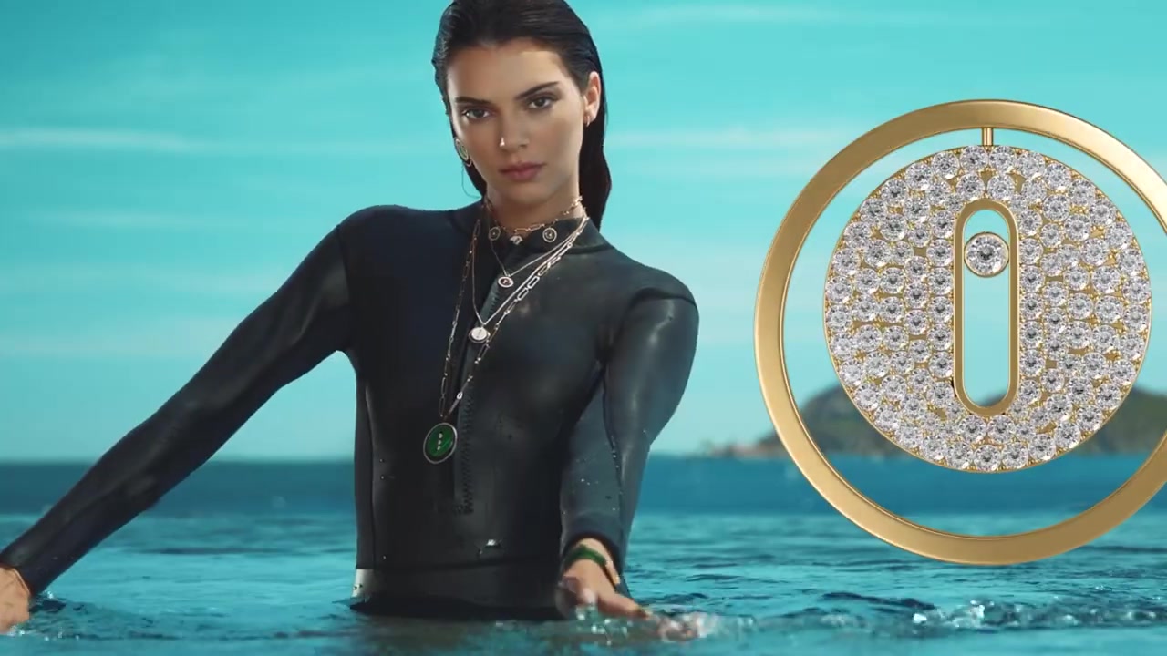 Kendall_Jenner_-_Lucky_Move_Collection_5BrXSvacGwsT45D_201.jpg