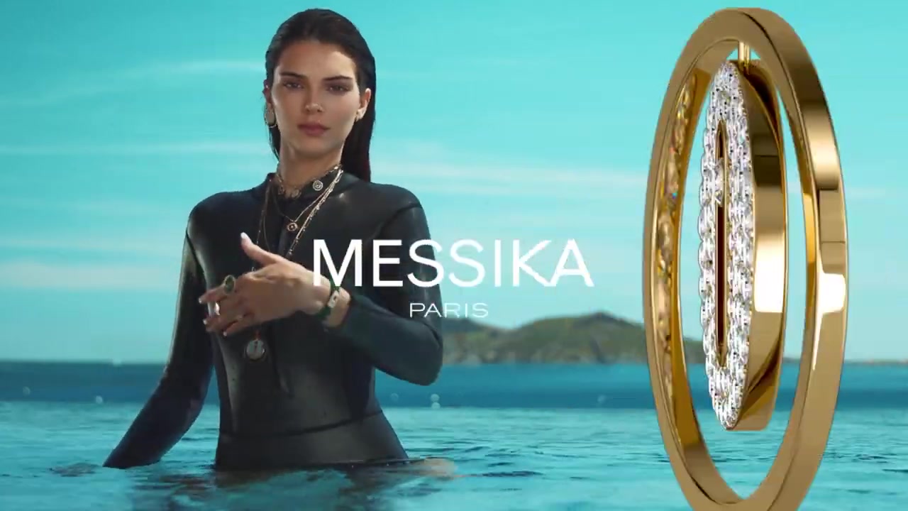 Kendall_Jenner_-_Lucky_Move_Collection_5BrXSvacGwsT45D_358.jpg