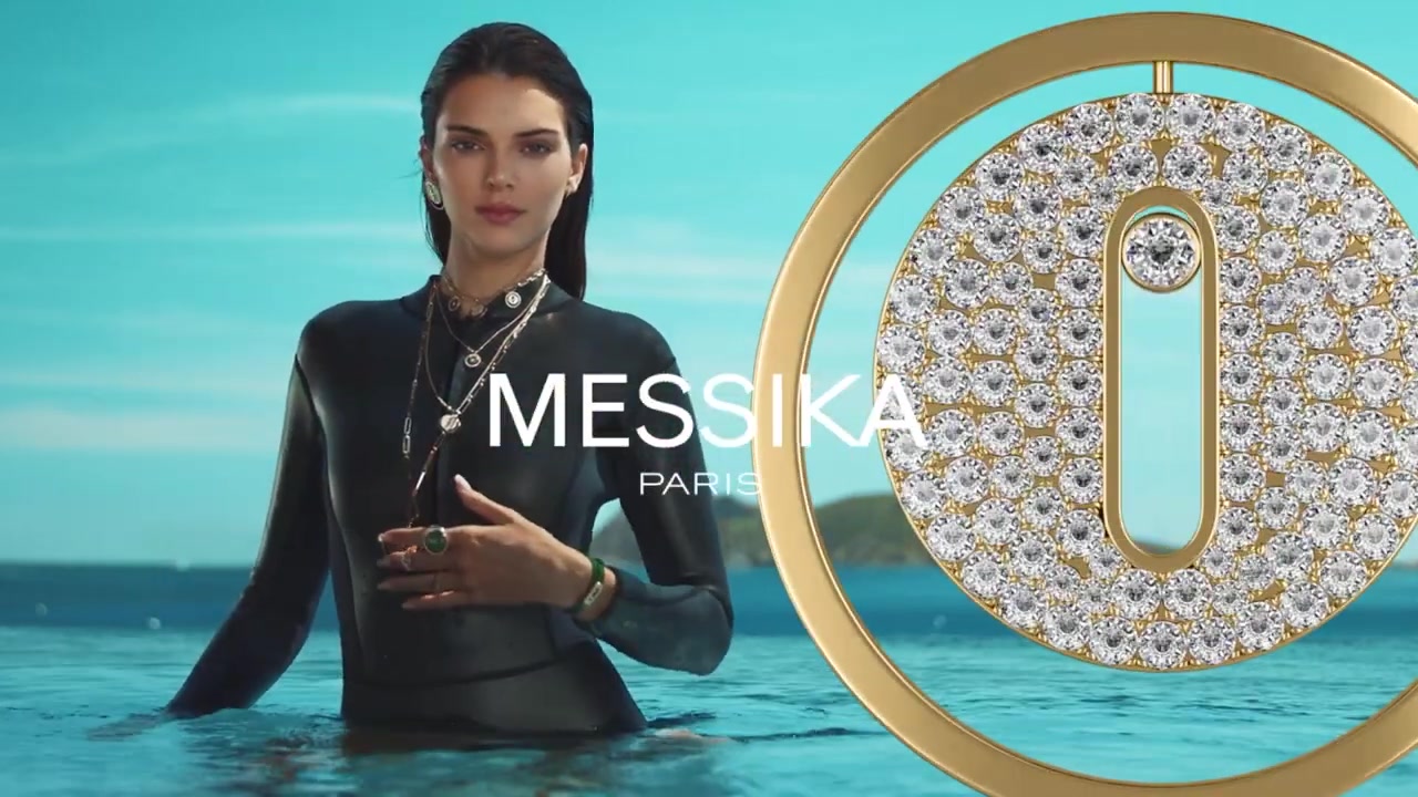 Kendall_Jenner_-_Lucky_Move_Collection_5BrXSvacGwsT45D_376.jpg
