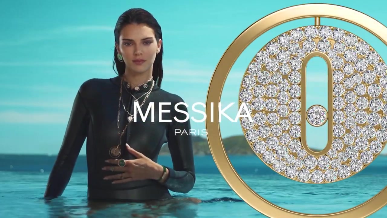 Kendall_Jenner_-_Lucky_Move_Collection_5BrXSvacGwsT45D_420.jpg