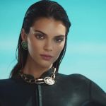 Kendall_Jenner_-_Lucky_Move_Collection_5BrXSvacGwsT45D_090.jpg