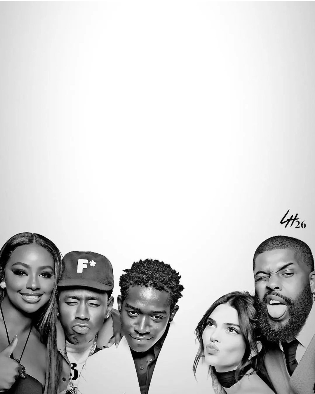 Access_Kardashian_001.jpg