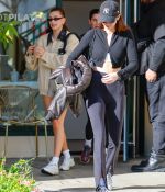 Access_Kardashian_003.jpg