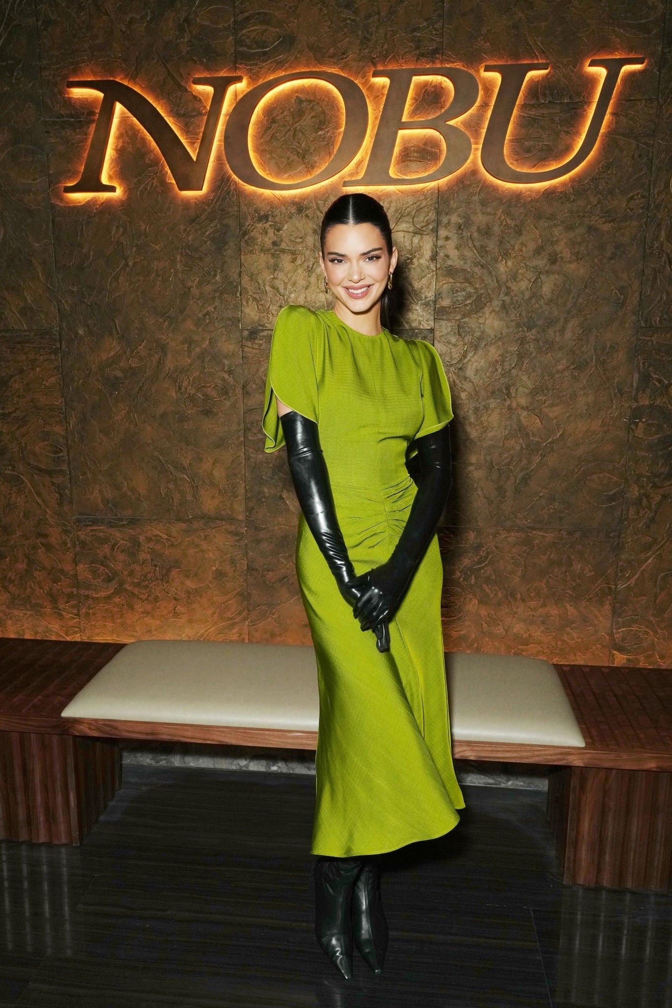 Access_Kardashian_002.jpg