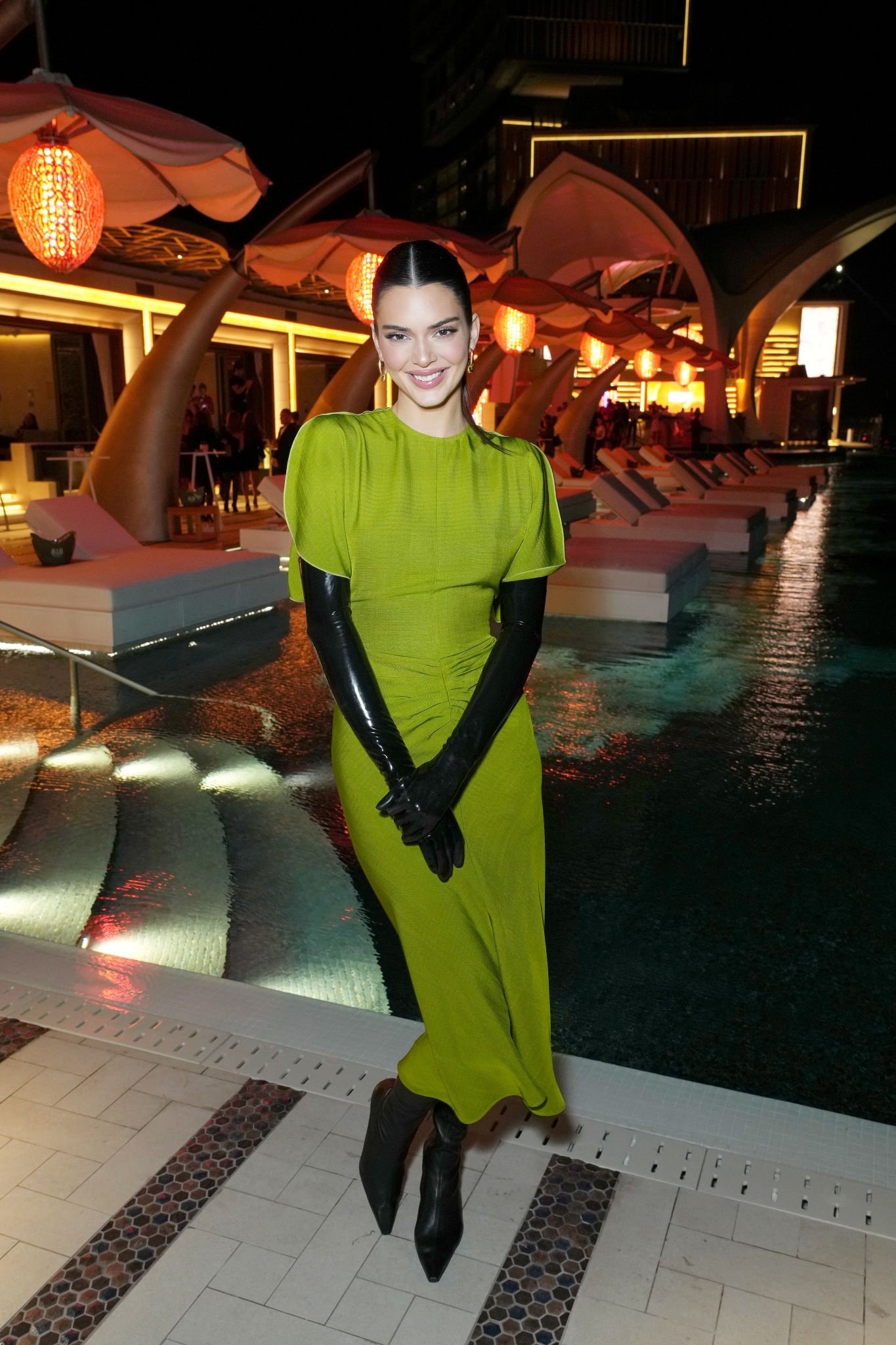 Access_Kardashian_003.jpg