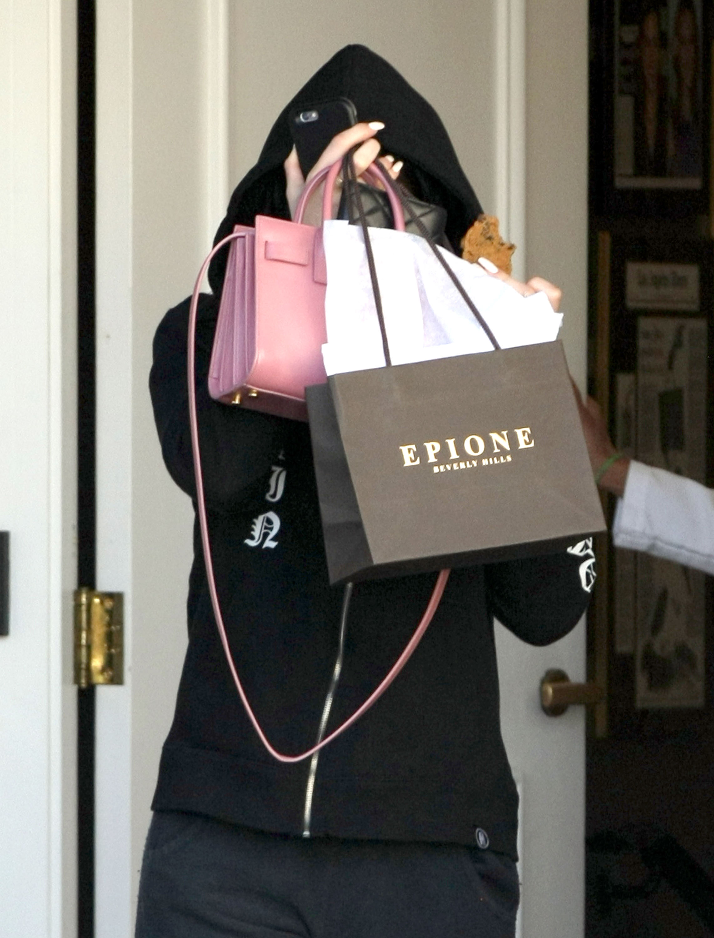 Access_Kardashian_005.jpg