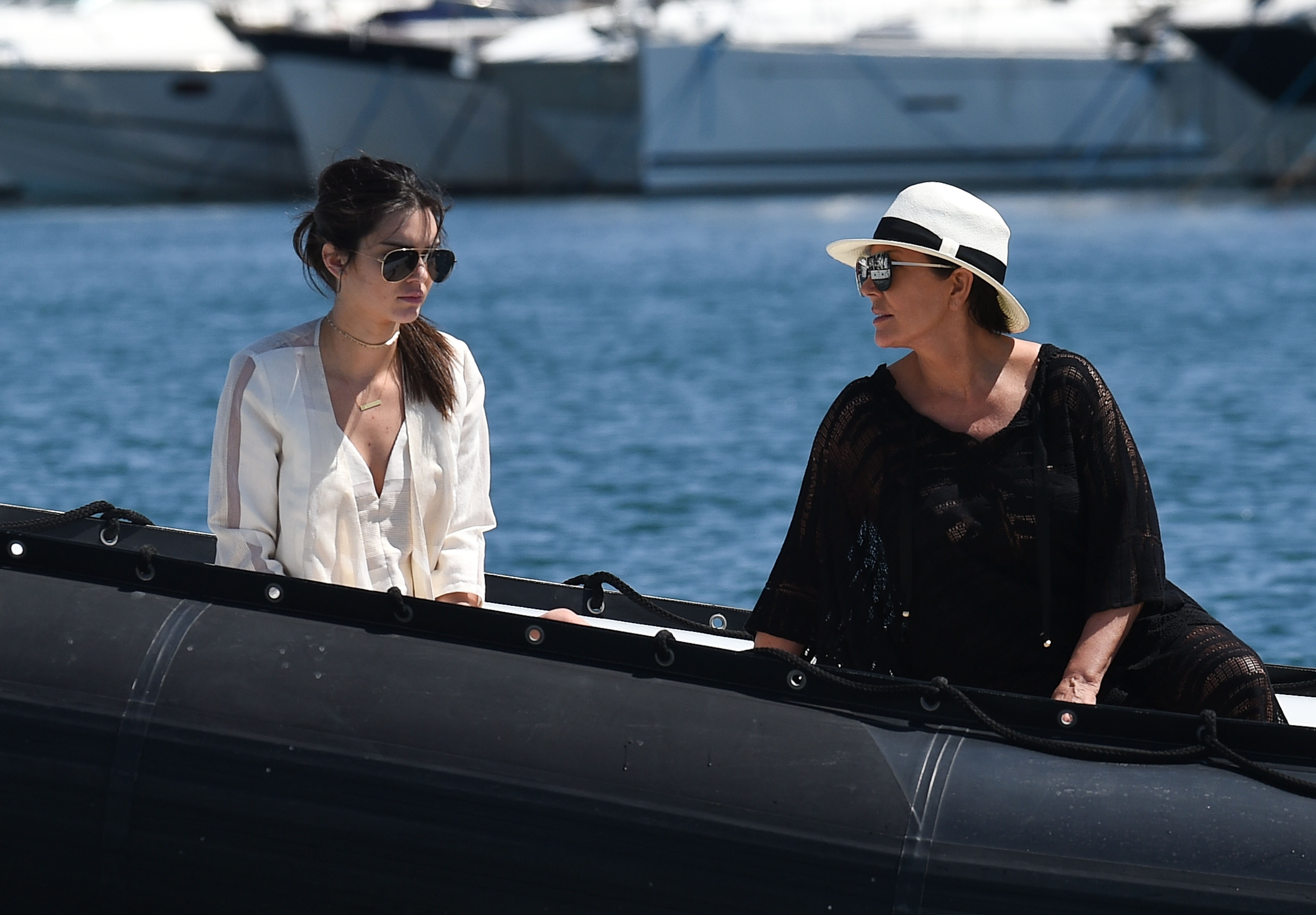 Access_Kardashian_004.jpg