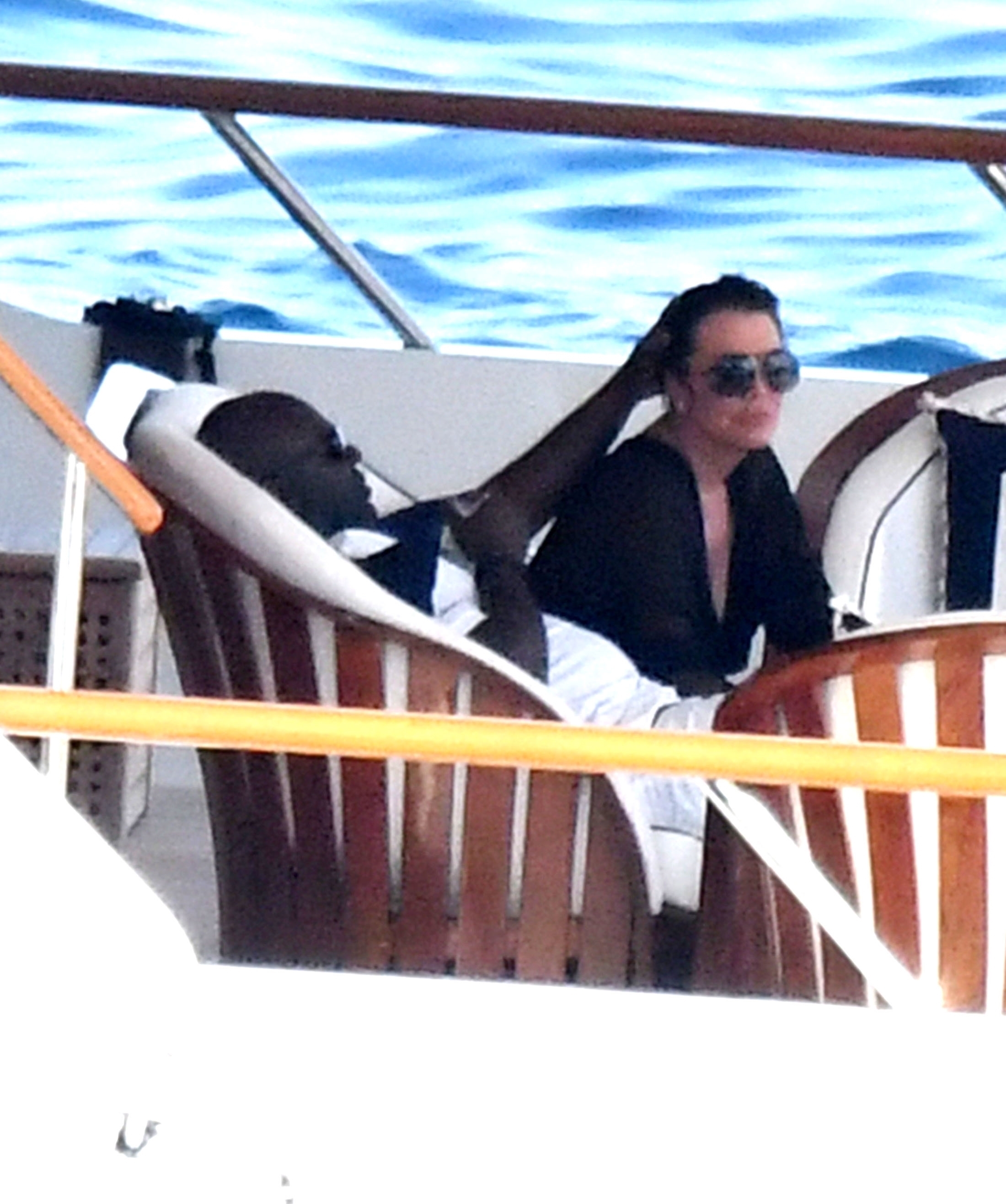 Access_Kardashian_001.jpg