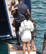 Access_Kardashian_026.jpg