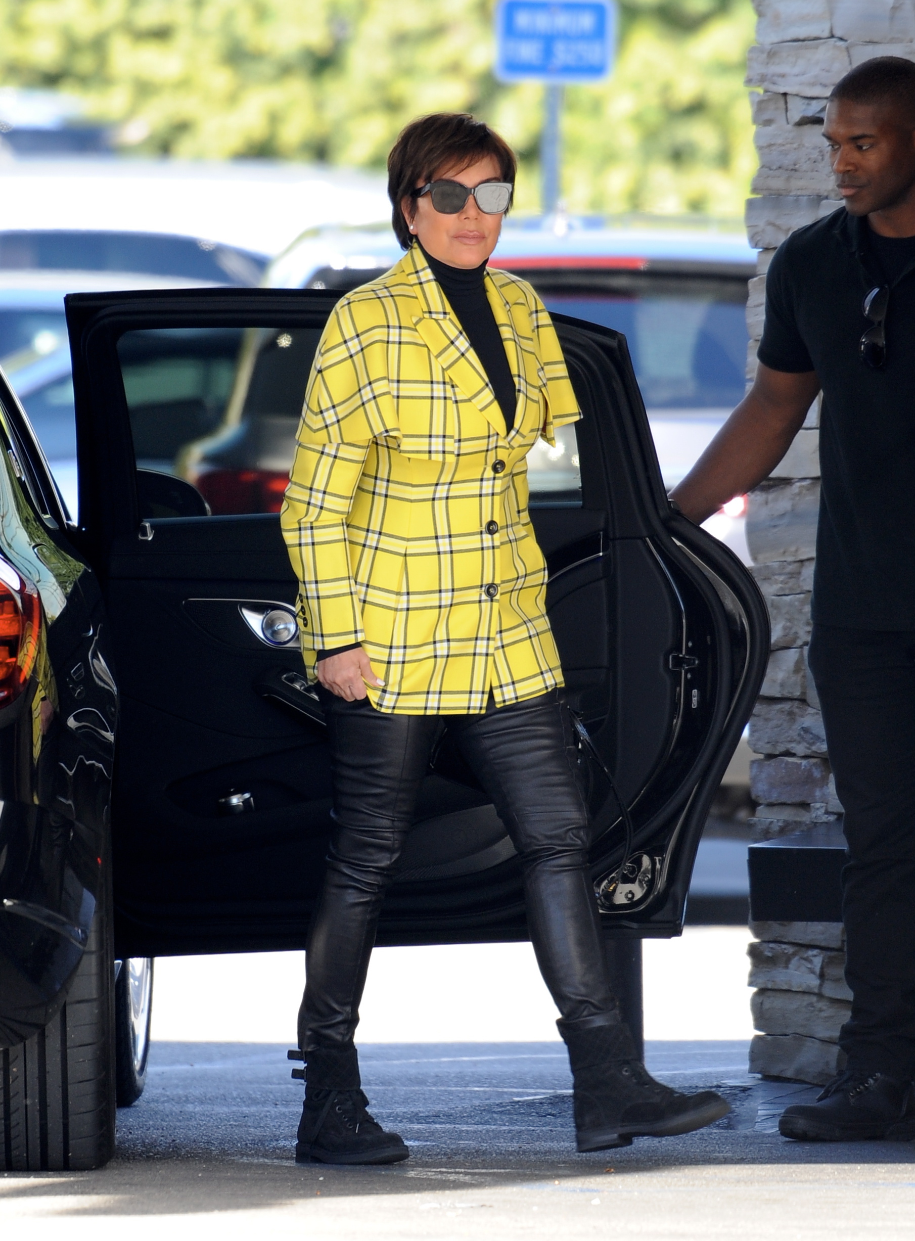 Access_Kardashian_002.jpg