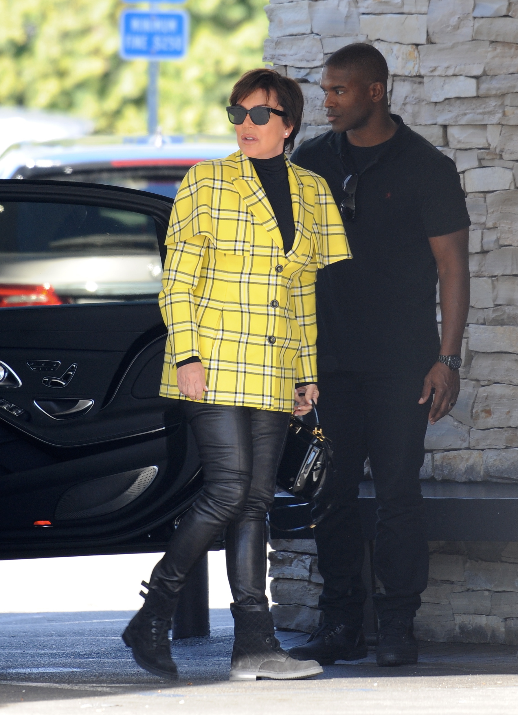 Access_Kardashian_003.jpg