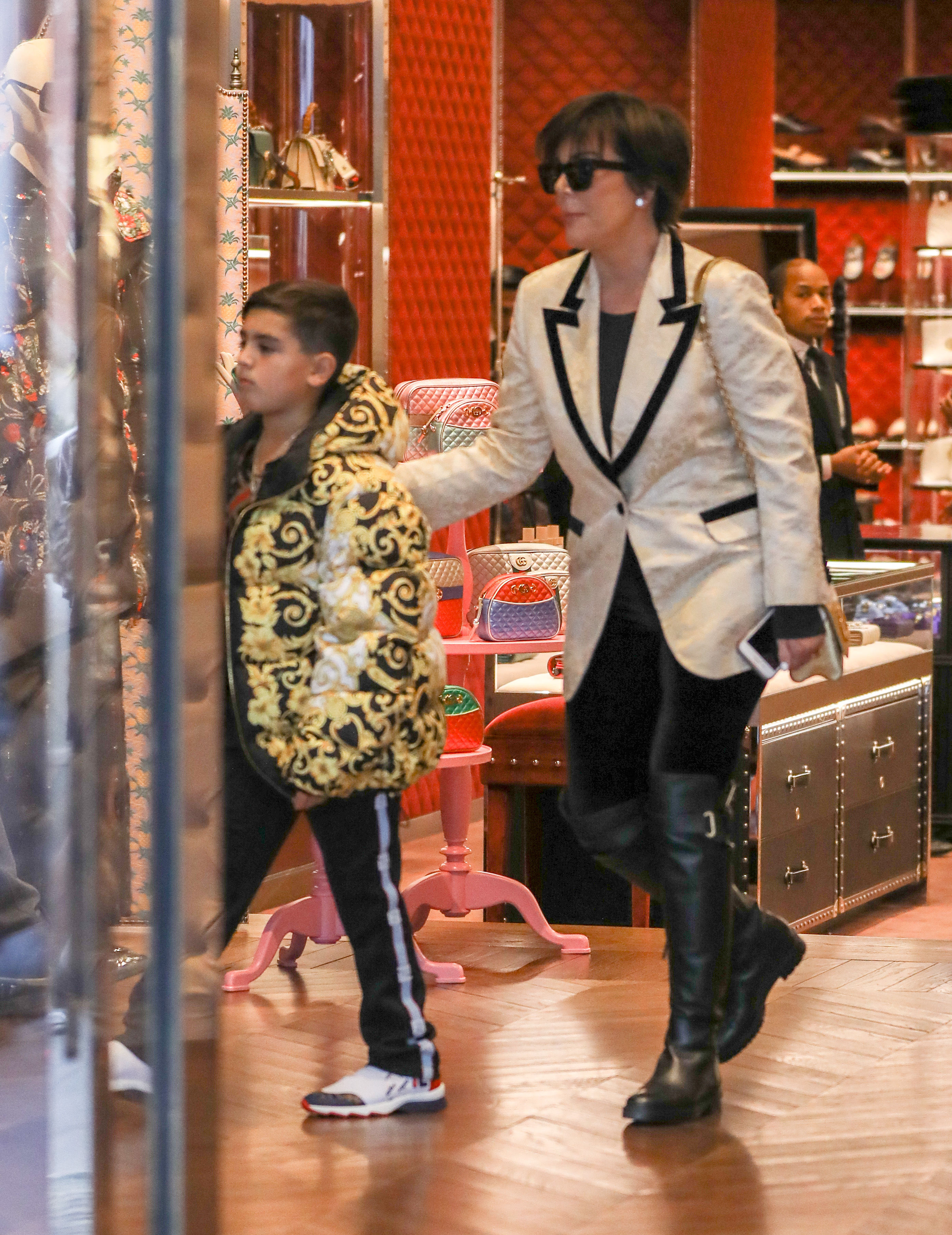 Access_Kardashian_004.jpg