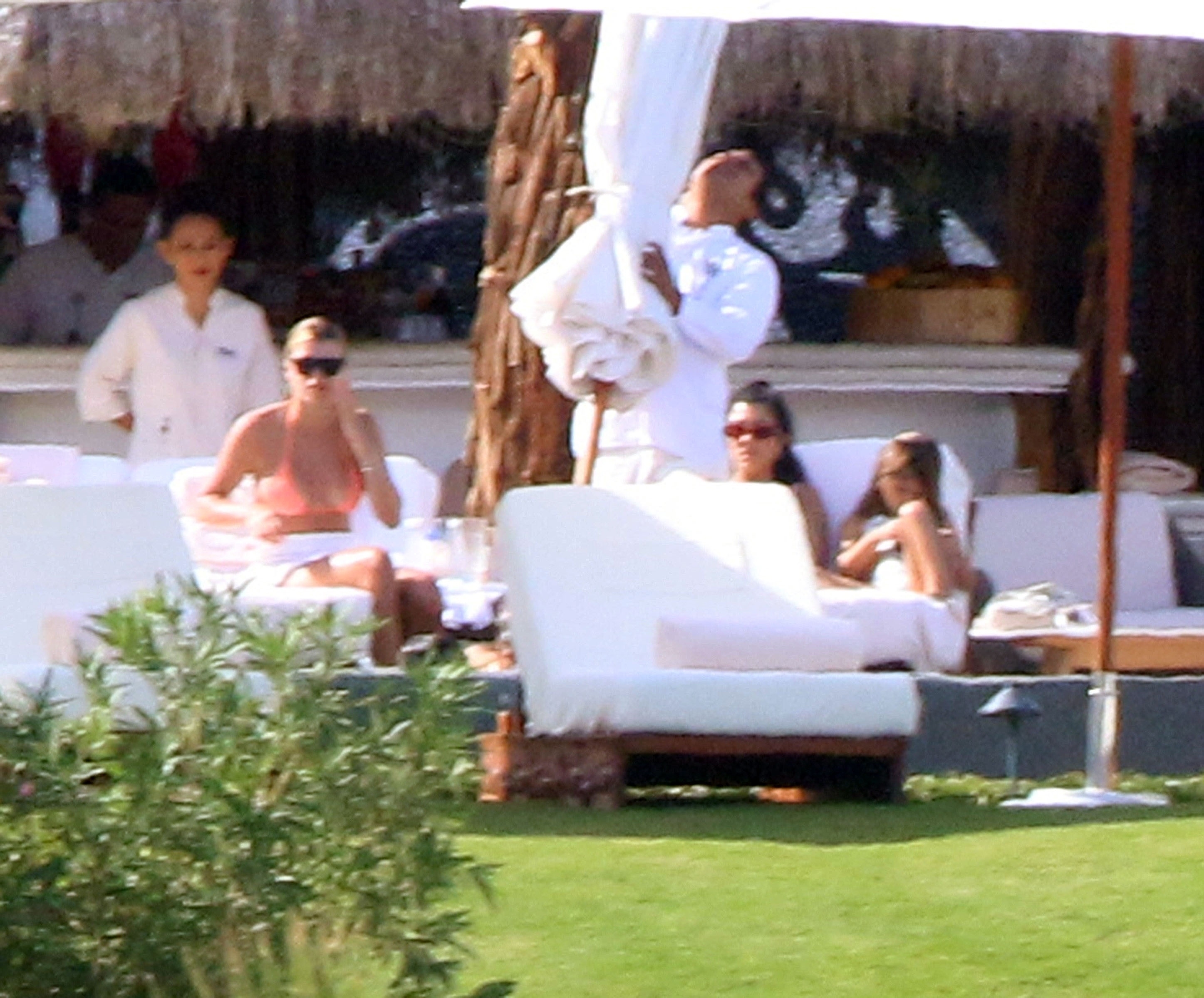 Access_Kardashian_008.jpg