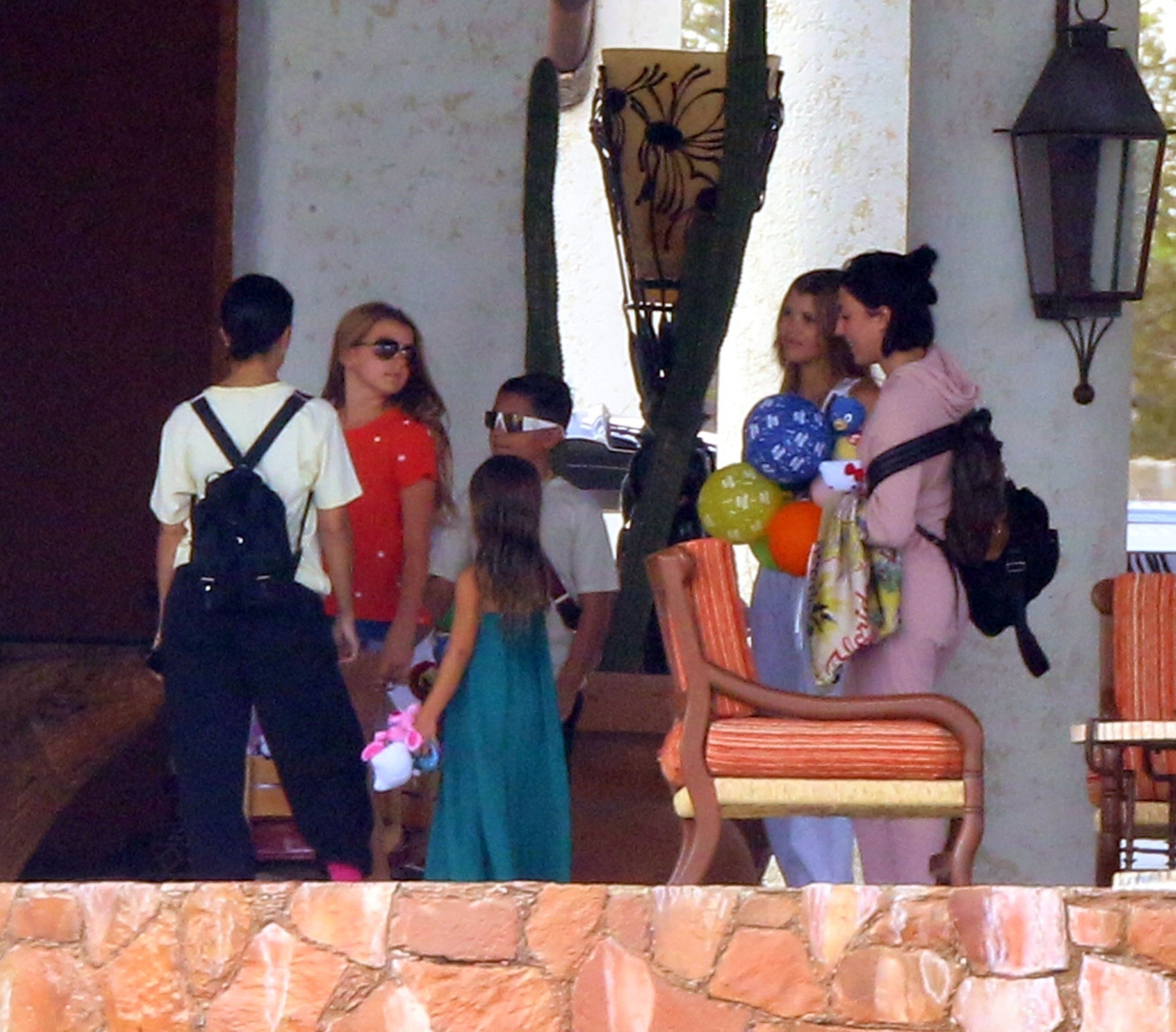 Access_Kardashian_002.jpg