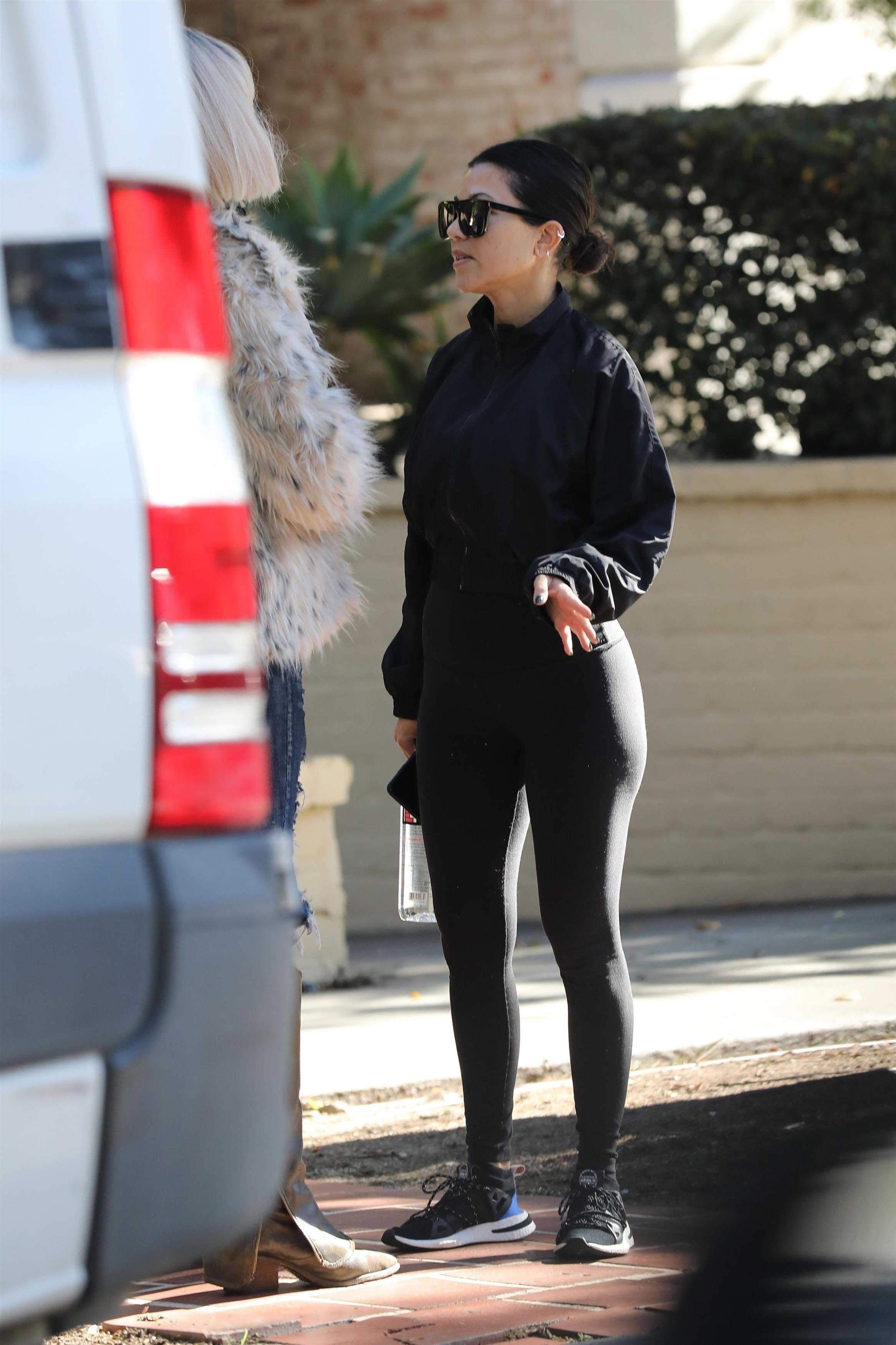 Access_Kardashian_01.jpg