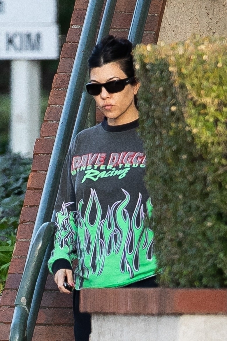 Access_Kardashian_002.jpg