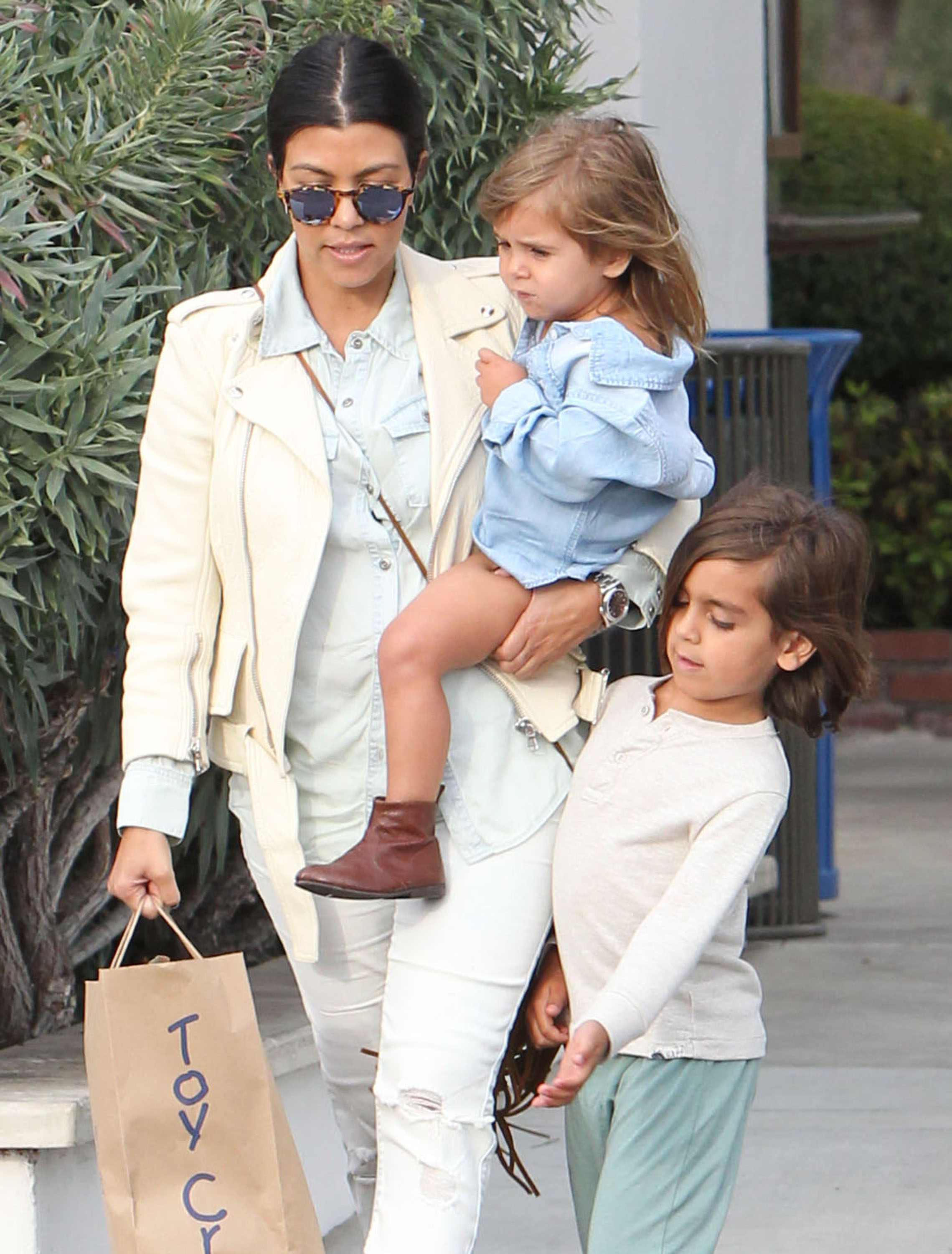 Access_Kardashian_007.jpg