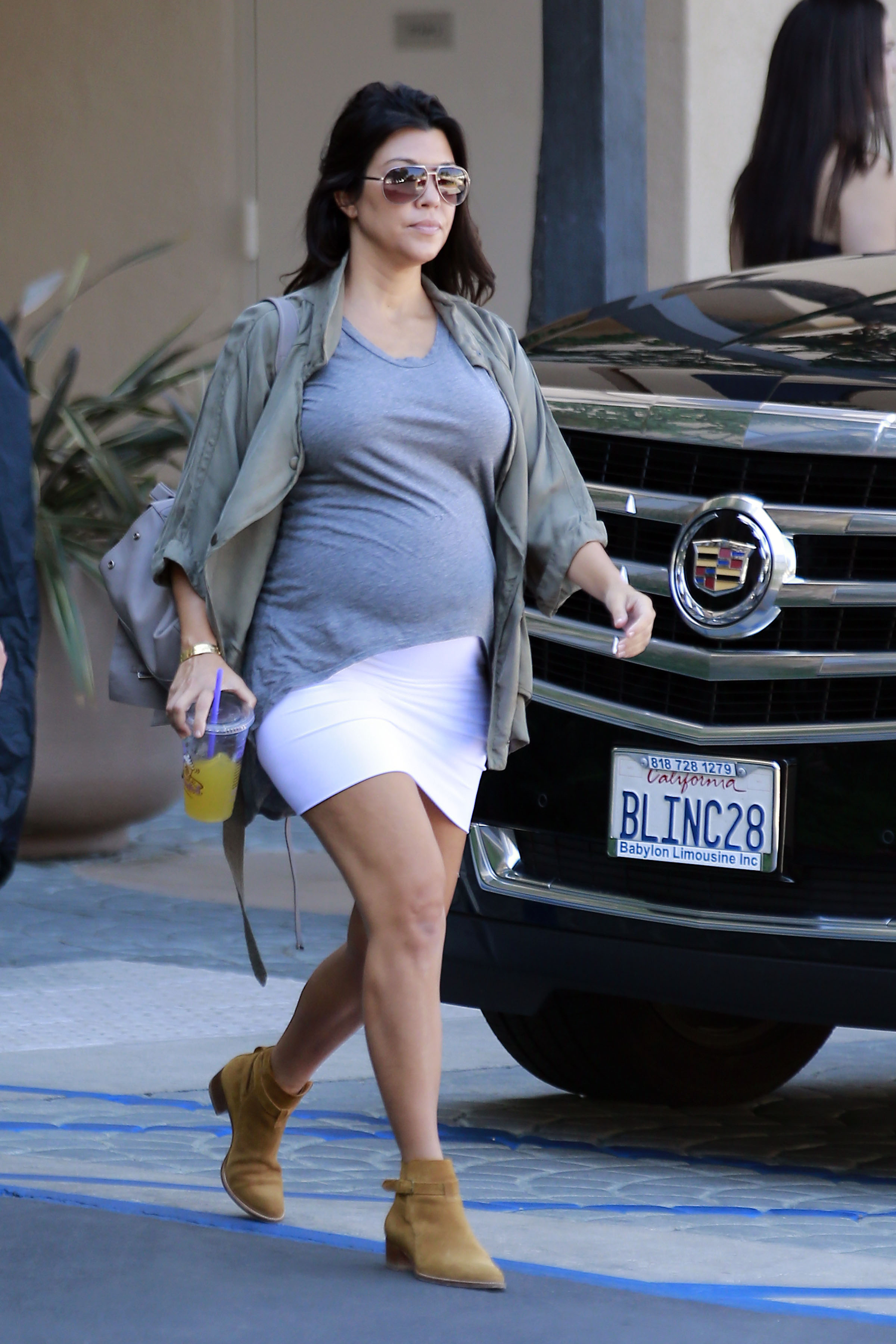 Access_Kardashian_001.jpg