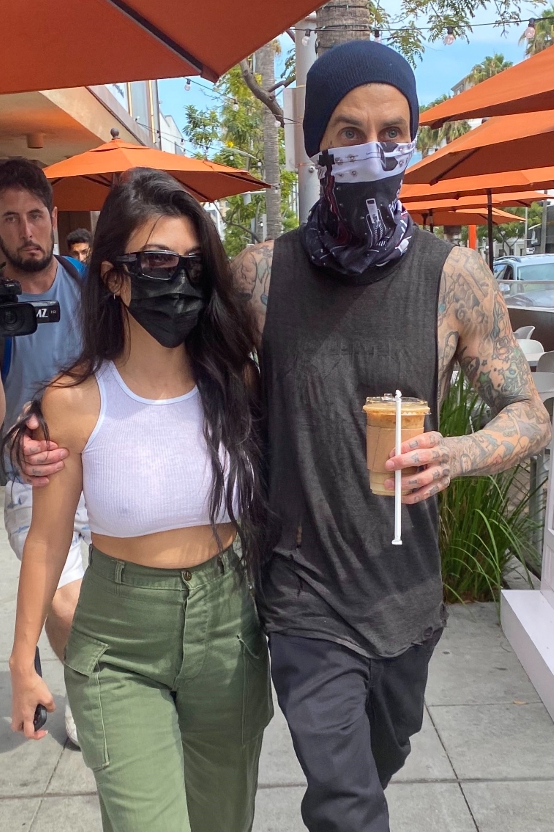 Access_Kardashian_001.jpg