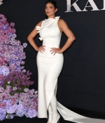 Access_Kardashian_001.jpg