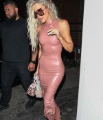 Access_Kardashian_005.jpg