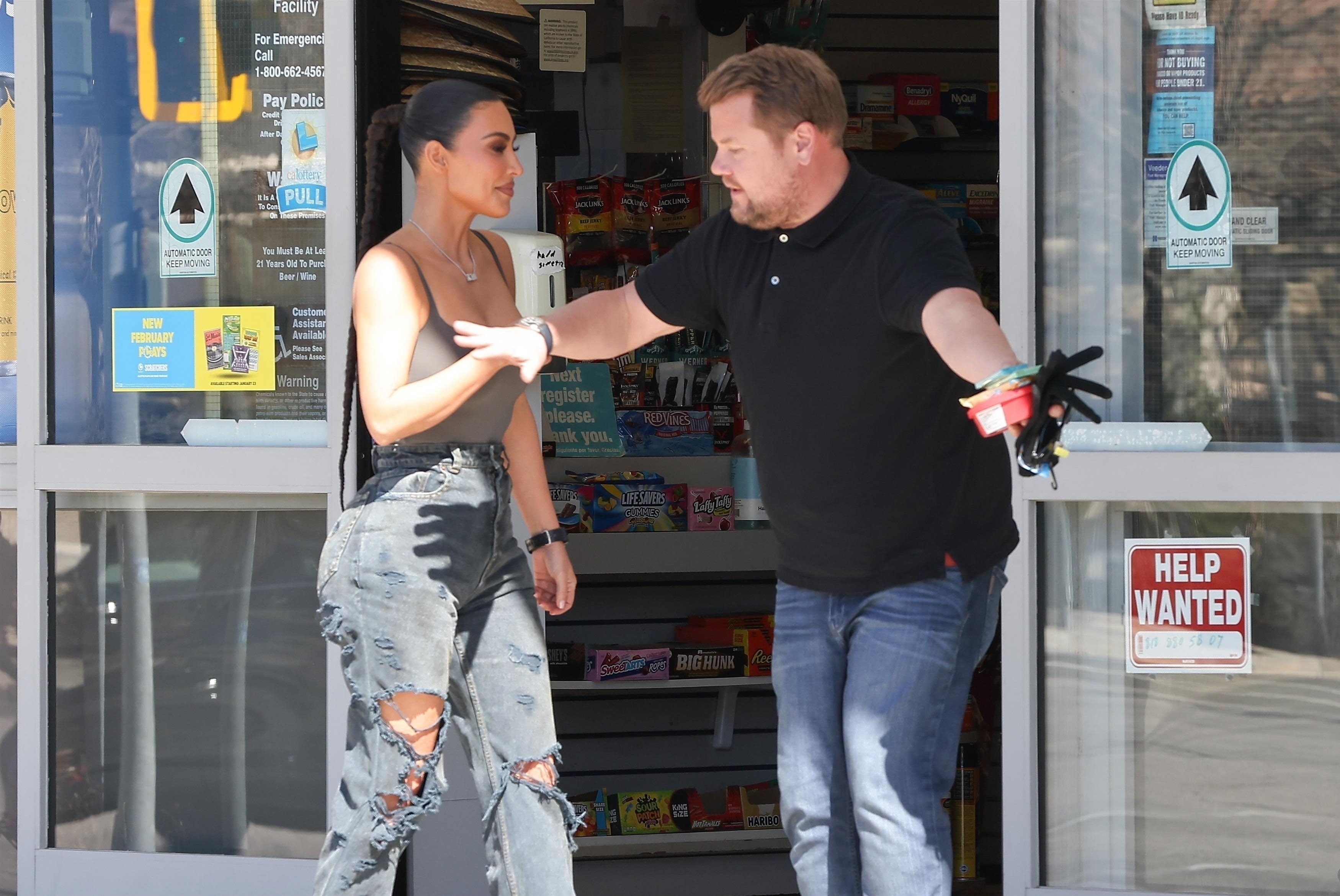 Access_Kardashian_003.jpg