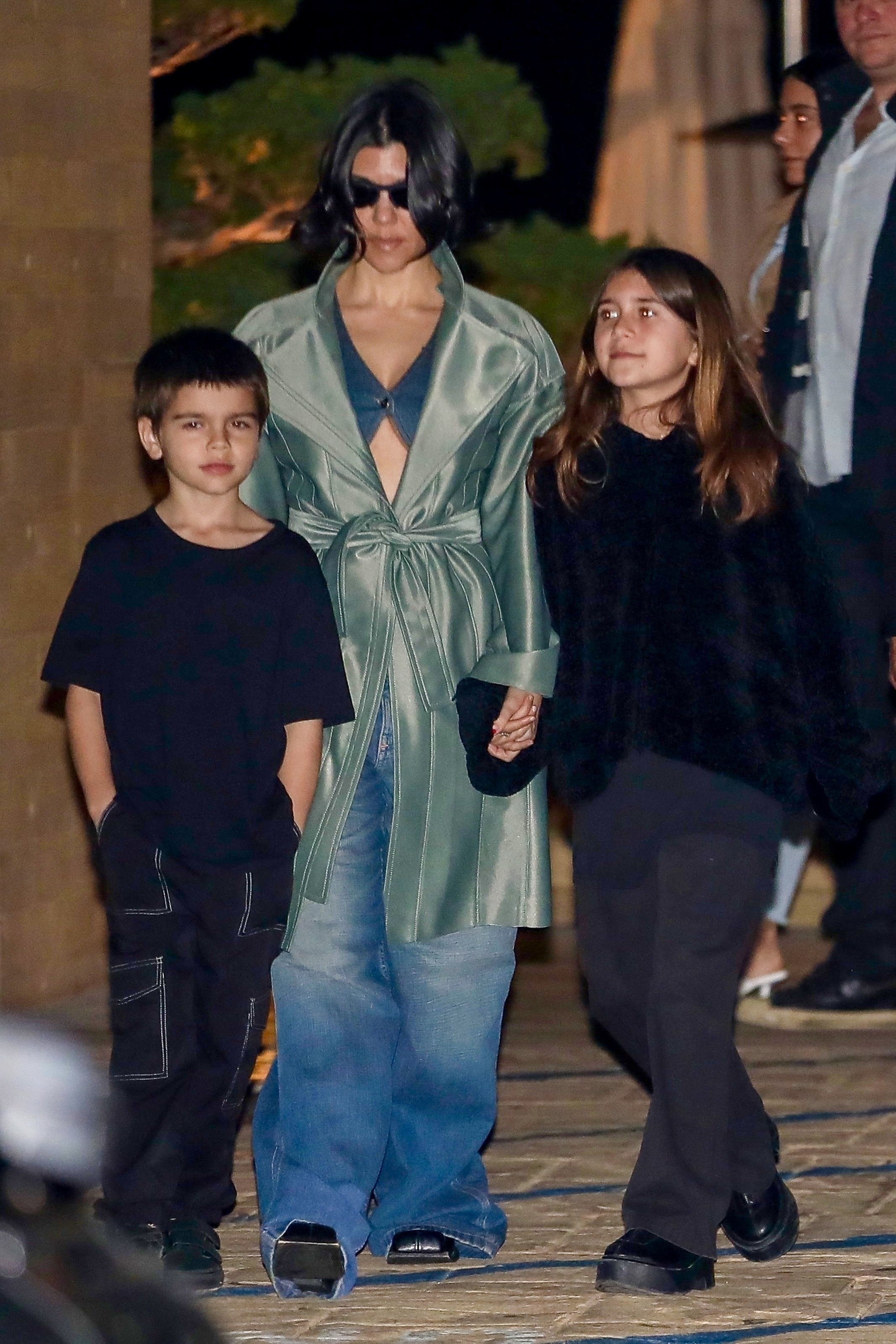 Access_Kardashian_002.jpg