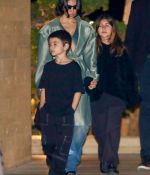 Access_Kardashian_007.jpg