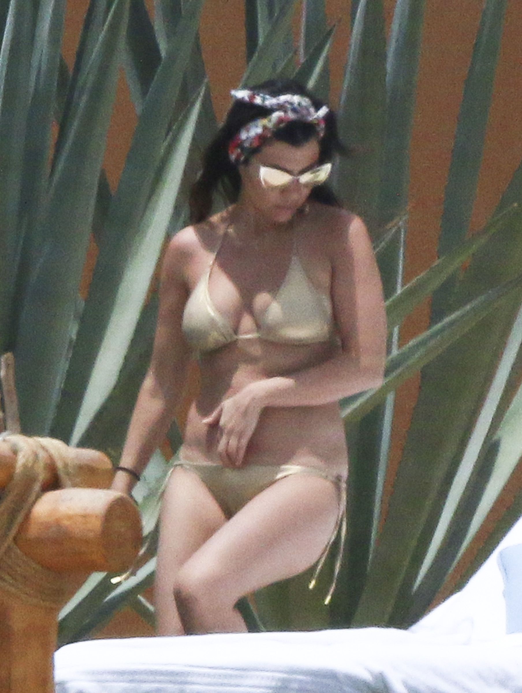 Access_Kardashian_004.jpg