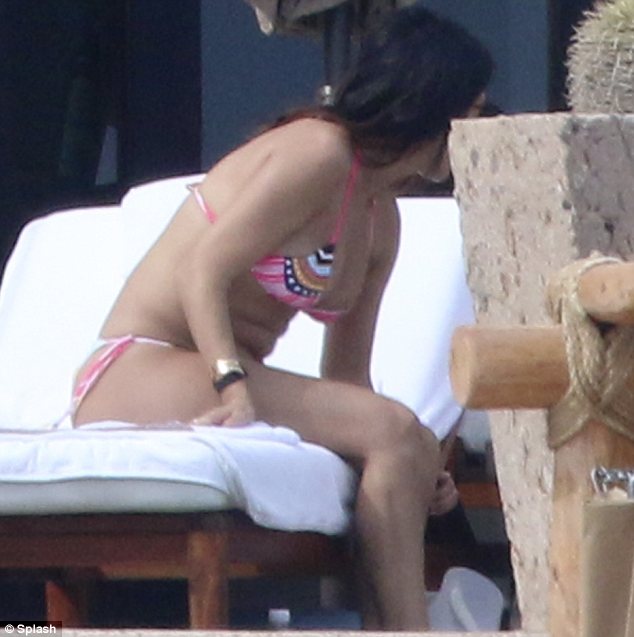Access_Kardashian_003.jpg