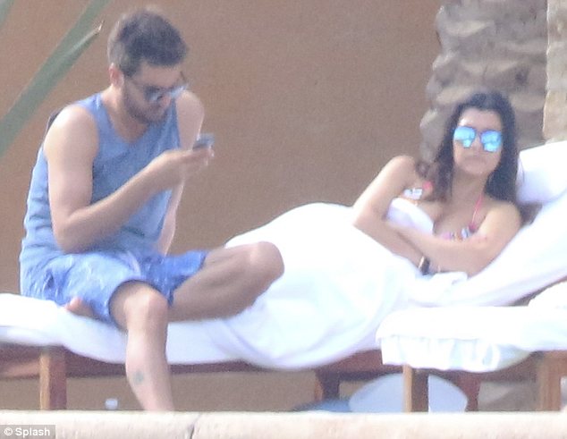 Access_Kardashian_006.jpg