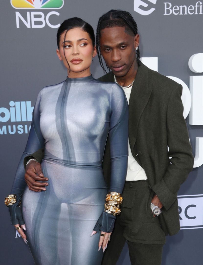 Access_Kardashian_200.jpg
