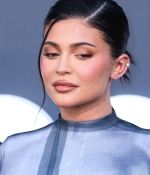 Access_Kardashian_001.jpg