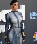 Access_Kardashian_225.jpg