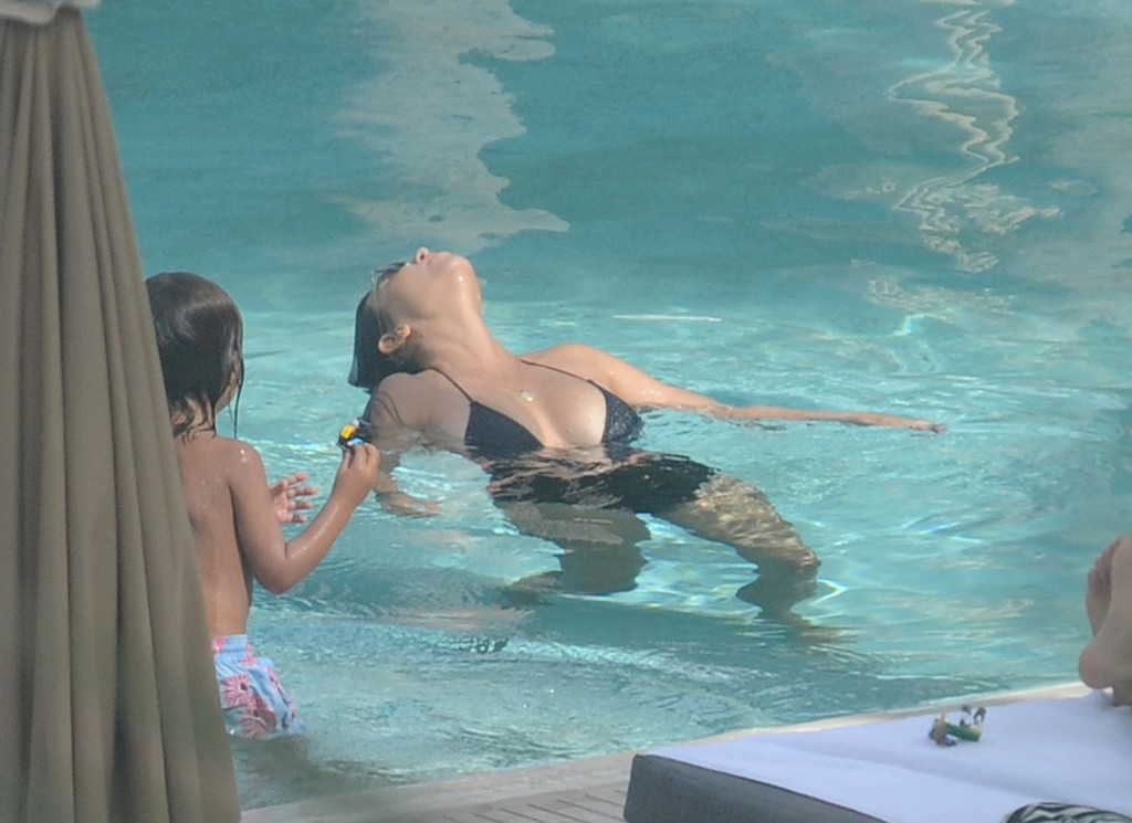 Access_Kardashian_0049.jpg