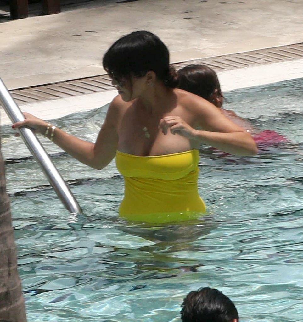 Access_Kardashian_17.jpg