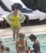 Access_Kardashian_0013.jpg