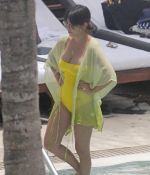 Access_Kardashian_002.jpg