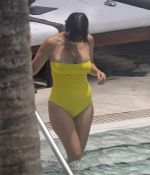 Access_Kardashian_003.jpg