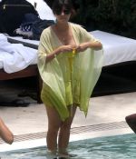 Access_Kardashian_24.jpg