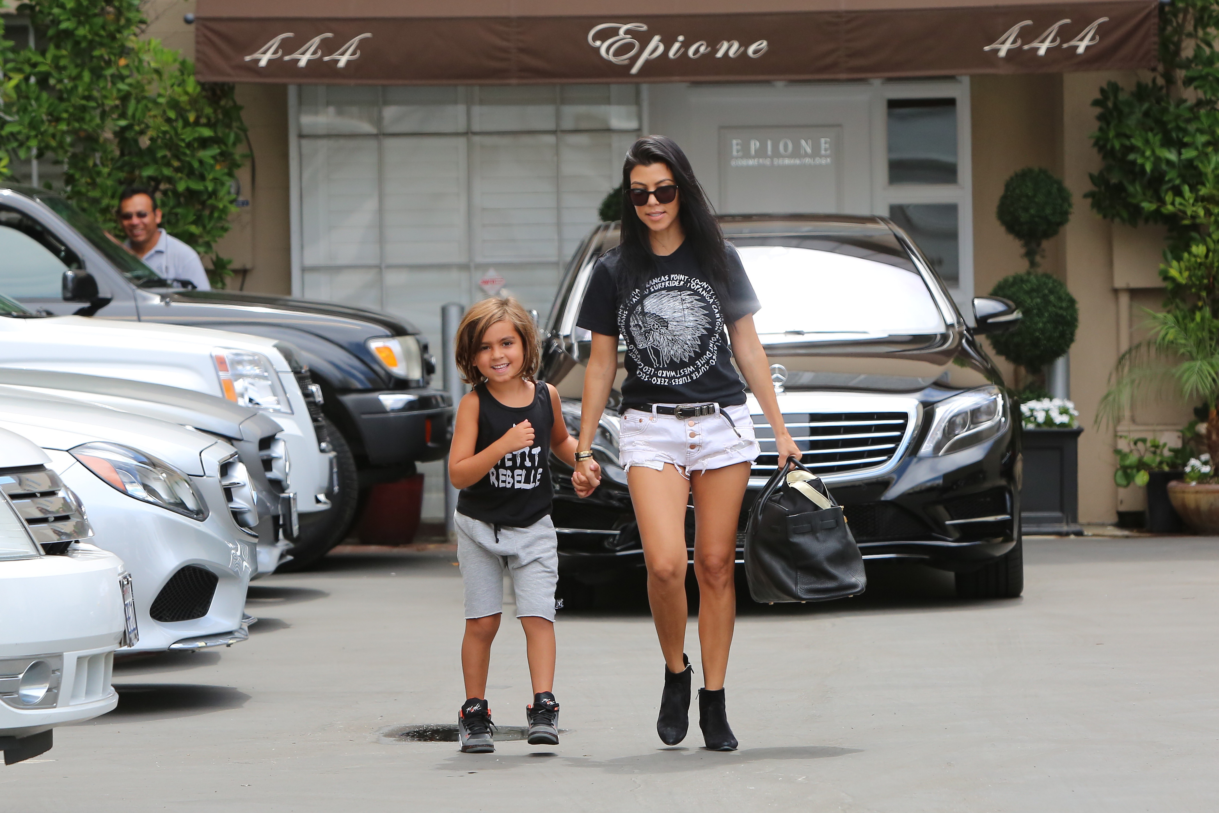 Access_Kardashian_0014.jpg