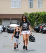 Access_Kardashian_002.jpg