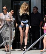 Access_Kardashian_0012.jpg