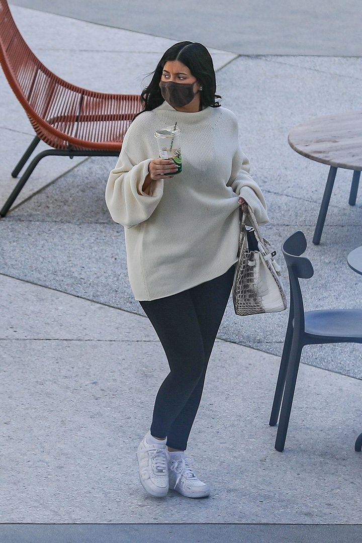 Access_Kardashian_005.jpg
