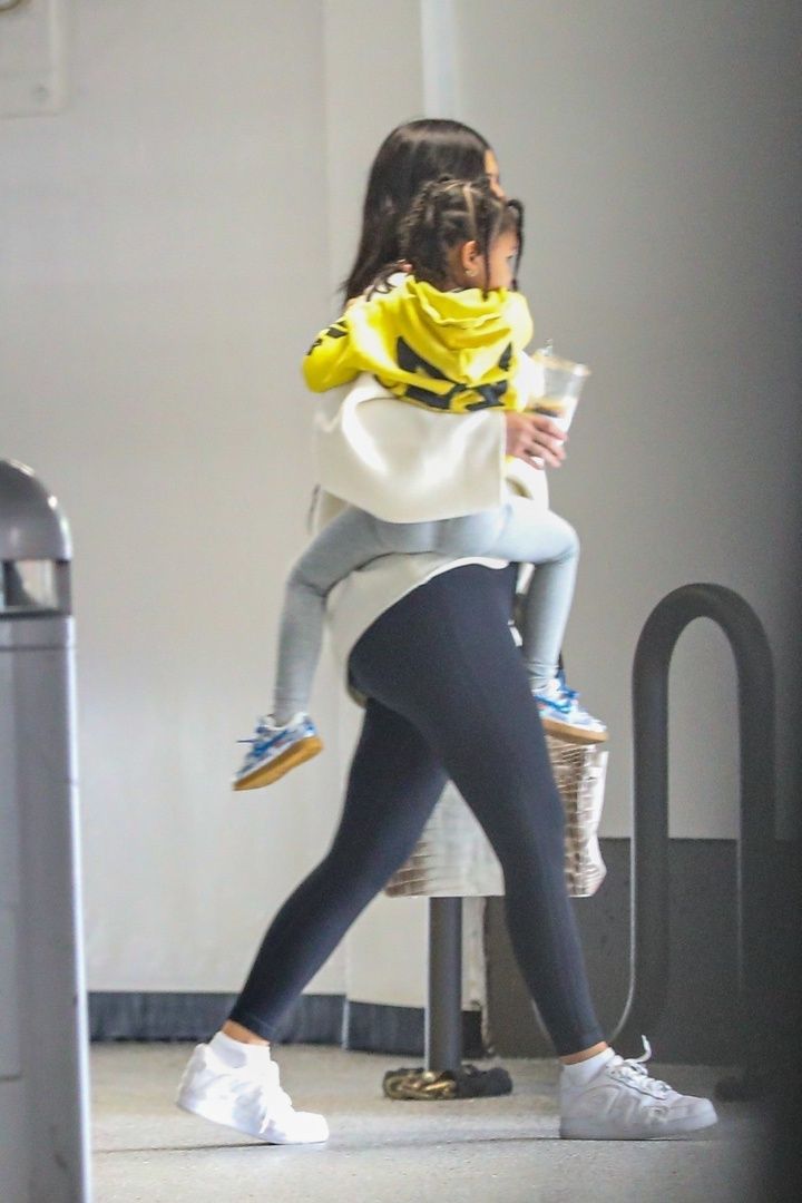 Access_Kardashian_009.jpg