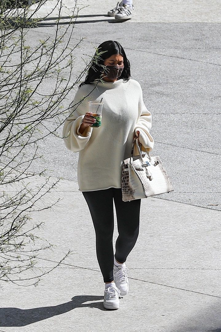 Access_Kardashian_011.jpg